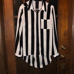 Rue 21 Black and White Button Up